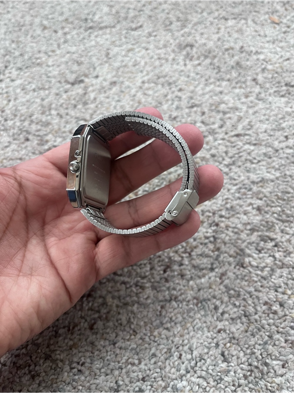 Q Timex 1982 Ana-Digi Reissue 33mm - Picture 6 of 8